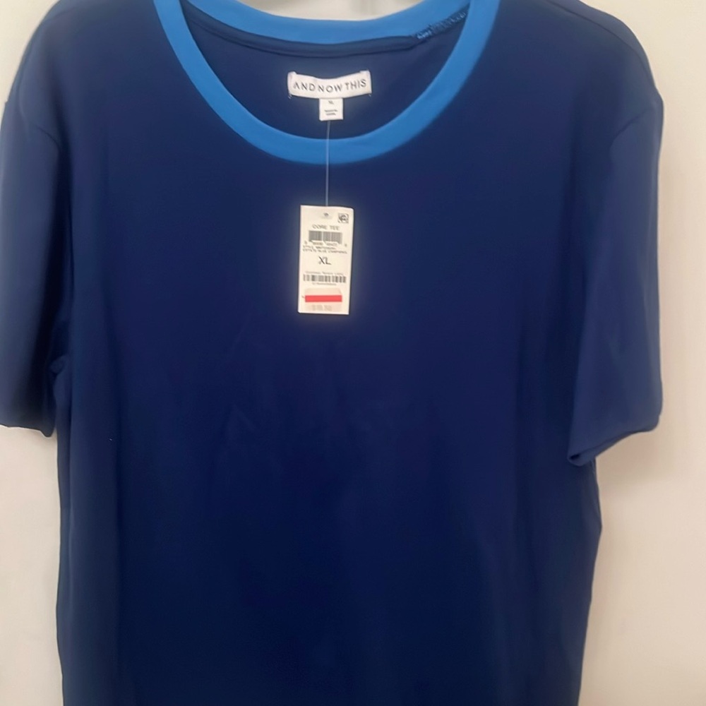 Tee shirt